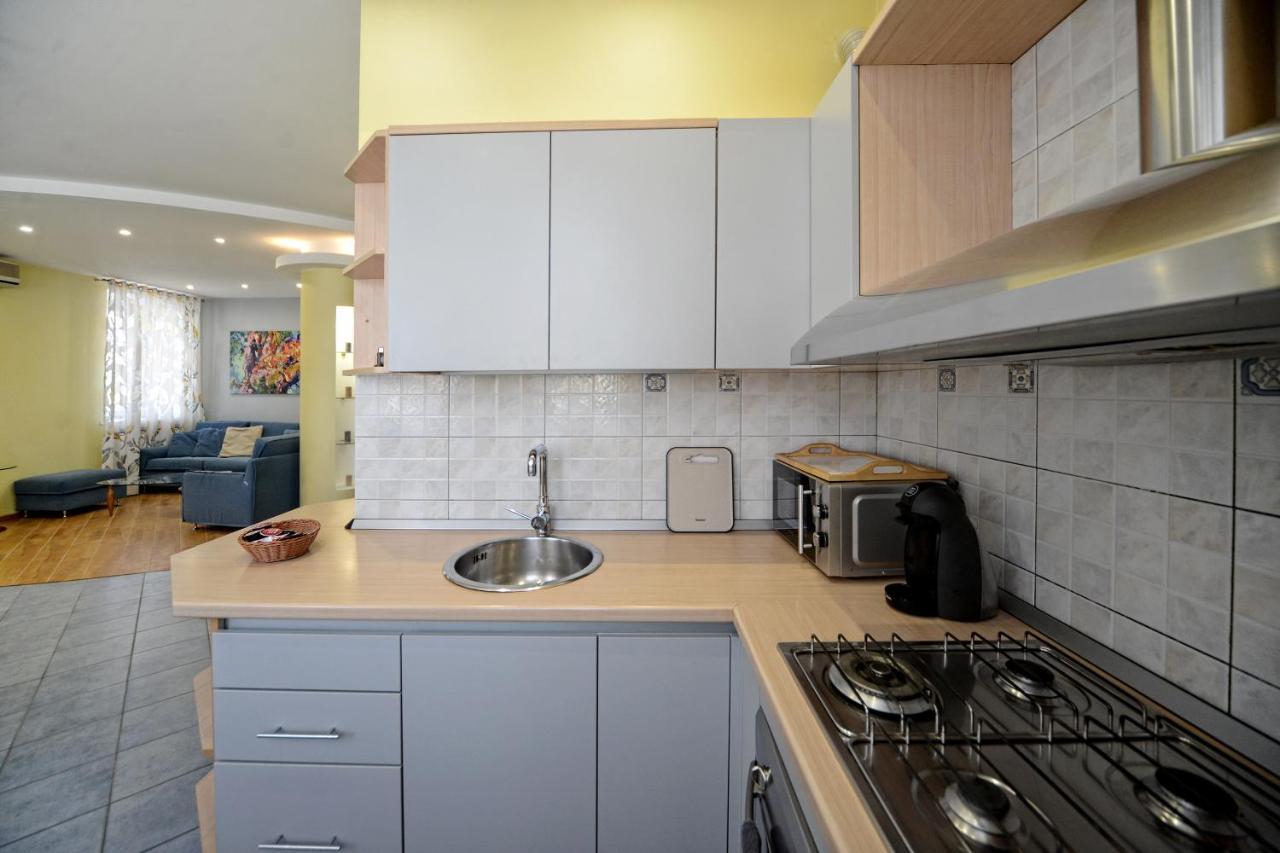 Artol Sophia Apartment Kiev Esterno foto
